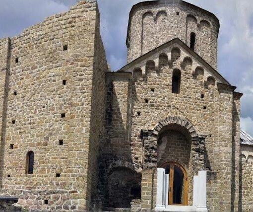 Manastir Djurdjevi stupovi