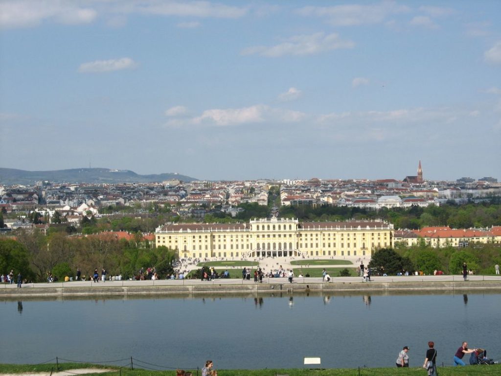 Dvorac-Šenbrun-i-Beč