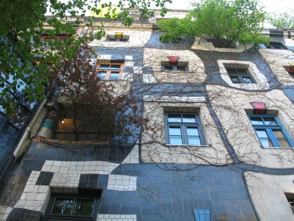 Hundertwasser-fasada