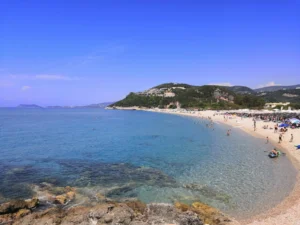 Karavostasi plaža