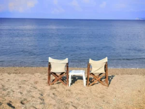 Mir na Karavostasi plaži