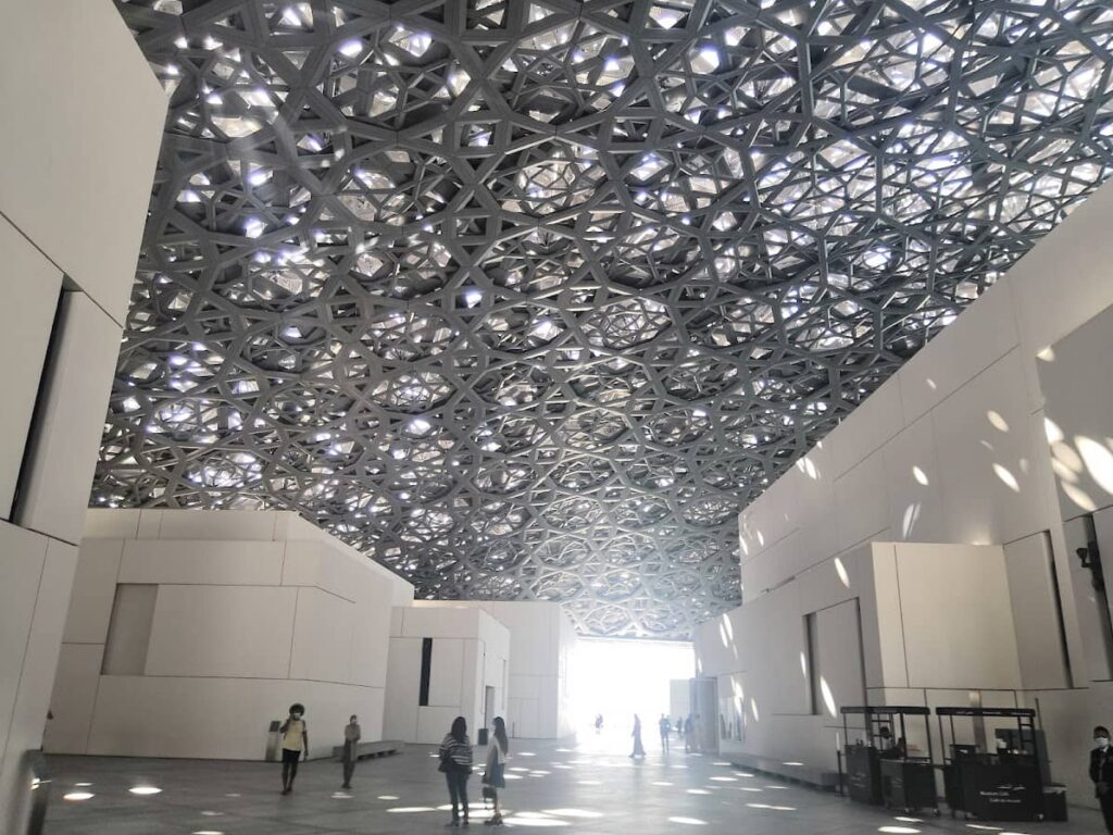 Luvr Abu Dhabi