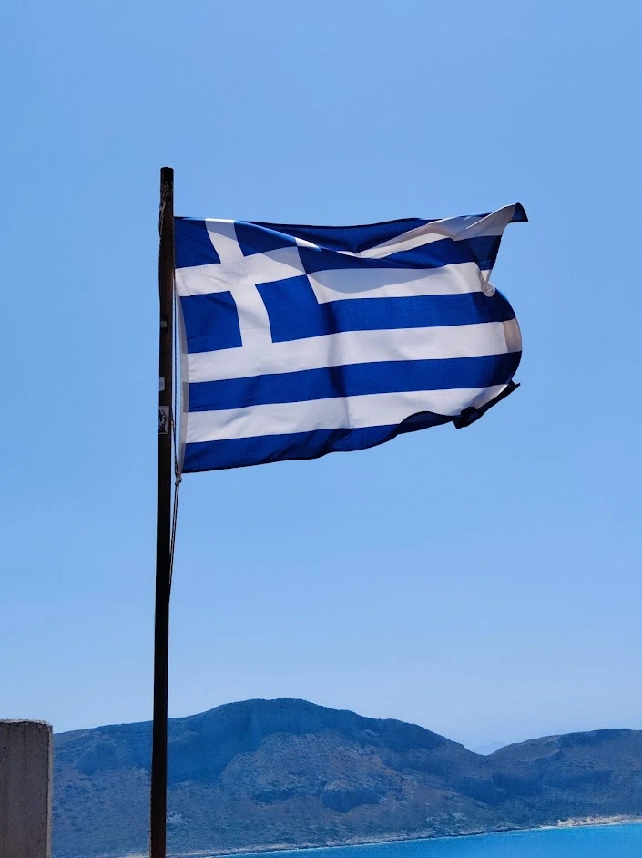 Grčka zastava na tvrđavi Gramvusa