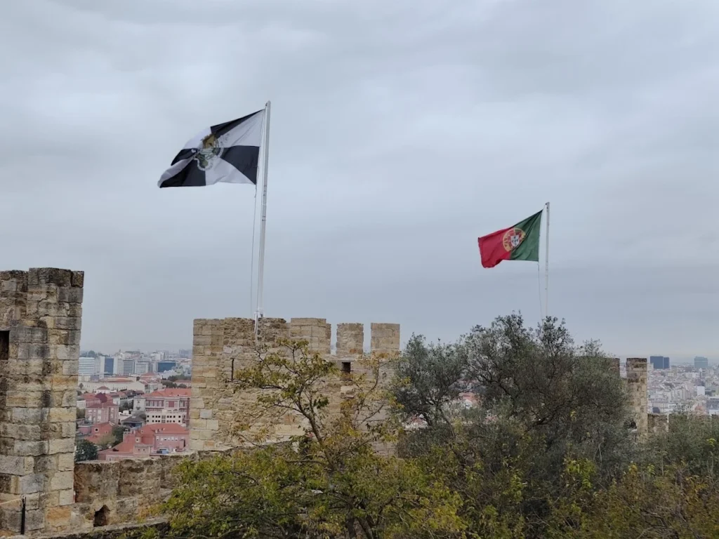 Portugalske zastave na tvrđavi