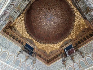 Impozantna kupola u Royal Alcazaru