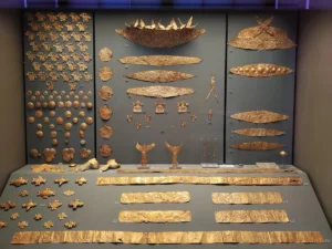 Zlatne rukotvorine u arheološkom muzeju