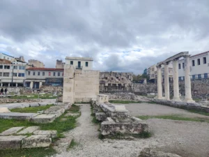 Hadrijanova biblioteka u Atini