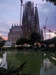 Sagrada Familia u suton