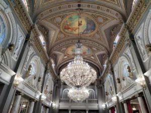 Kristalna sala u gradskoj većnici