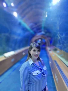 Unutar tunela u Oceanografic-u